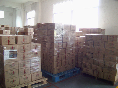 广州成品仓库哪家服务好？龙森仓储以专业装卸服务树立优质商家典范